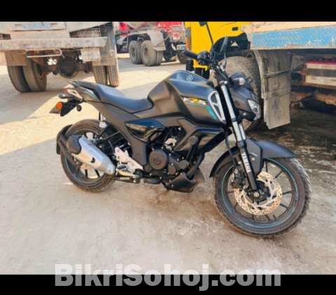 Yamaha fzs v3